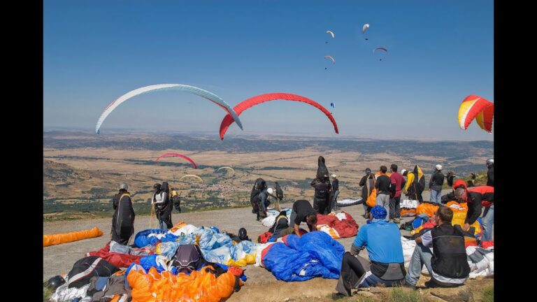 Mejores lugares para practicar parapente cerca de Martos